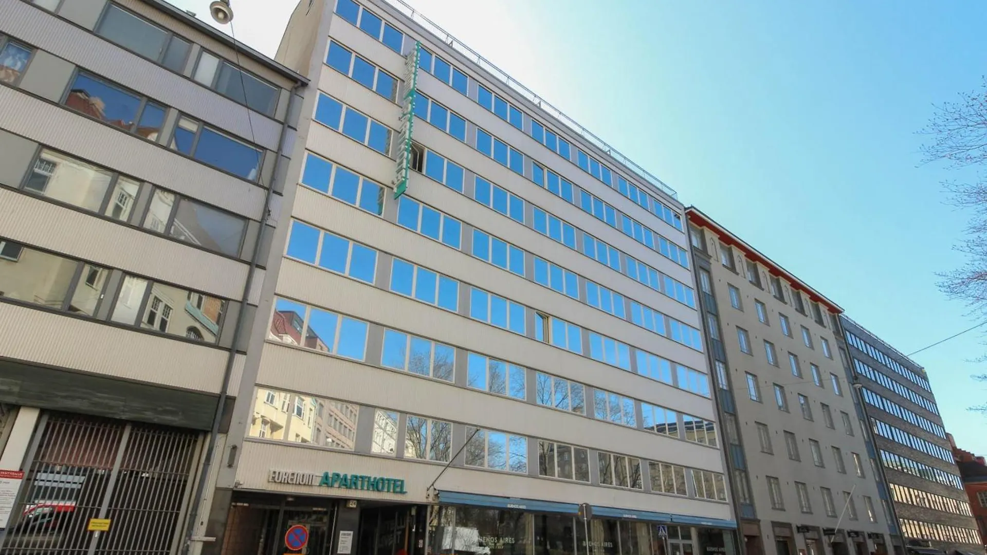 Forenom Aparthotel Helsinki Kamppi - Contactless Check-In 3*,  Finland
