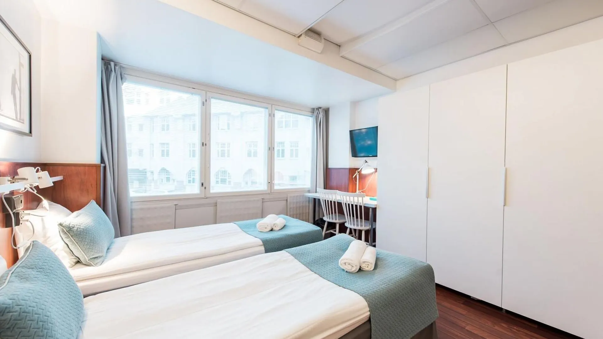 Forenom Aparthotel Helsinki Kamppi - Contactless Check-In 3*,