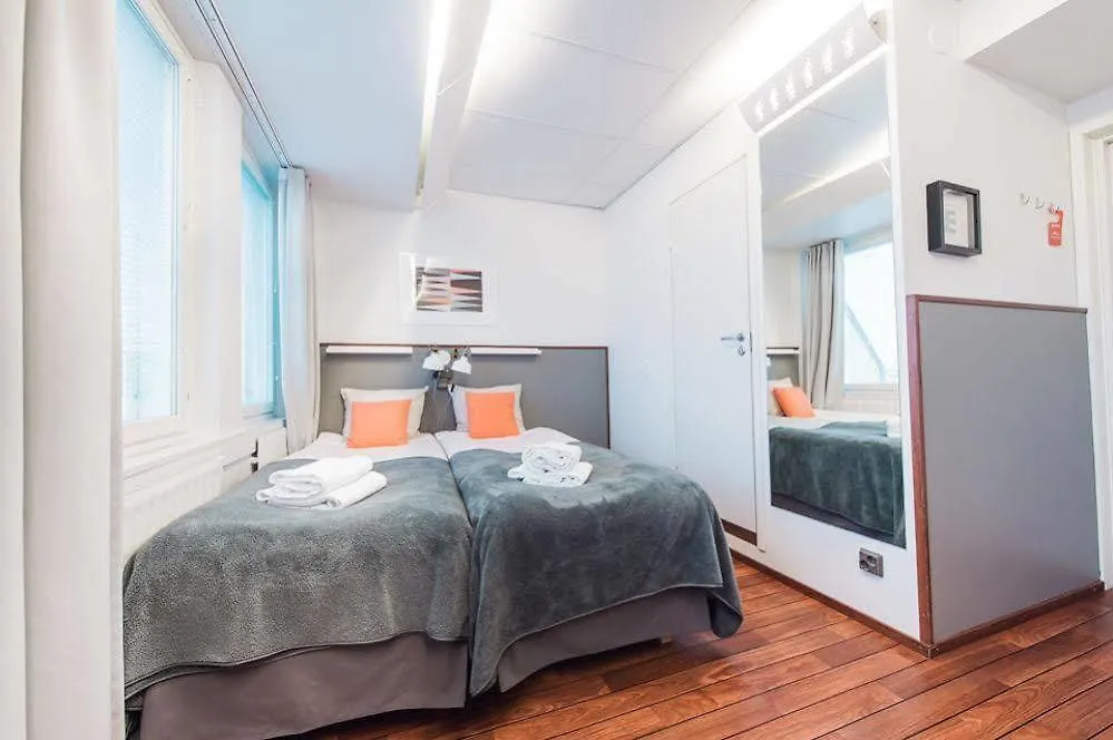 Forenom Aparthotel Helsinki Kamppi - Contactless Check-In 3*,  Finland